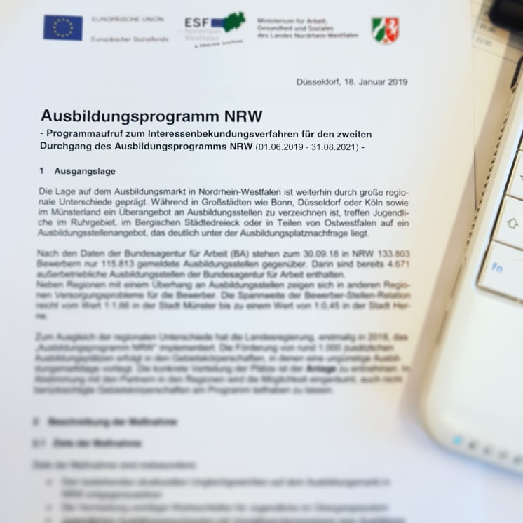 AusbildungsprogrammNRW_RegionalagenturOWL_PetraBiernot